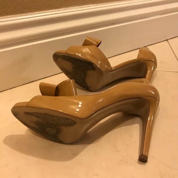 Valentino patent leather bow heels - Picture 3 of 3
